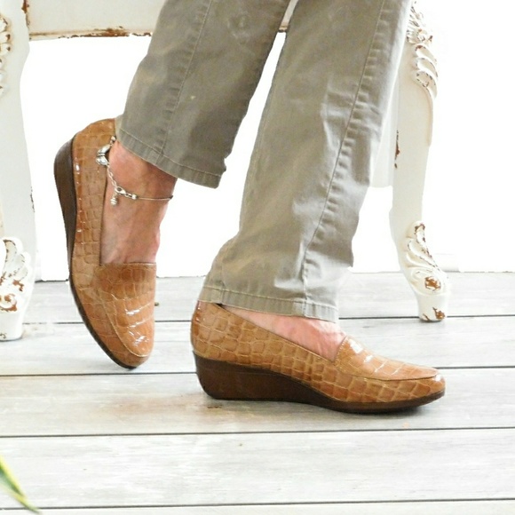 aerosoles true match wedge